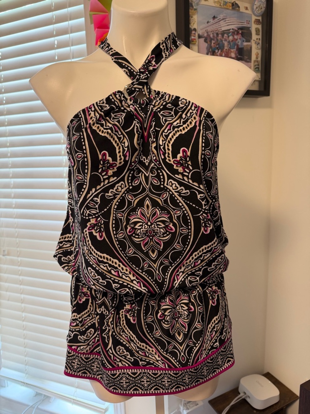 White House Black Market Summer top